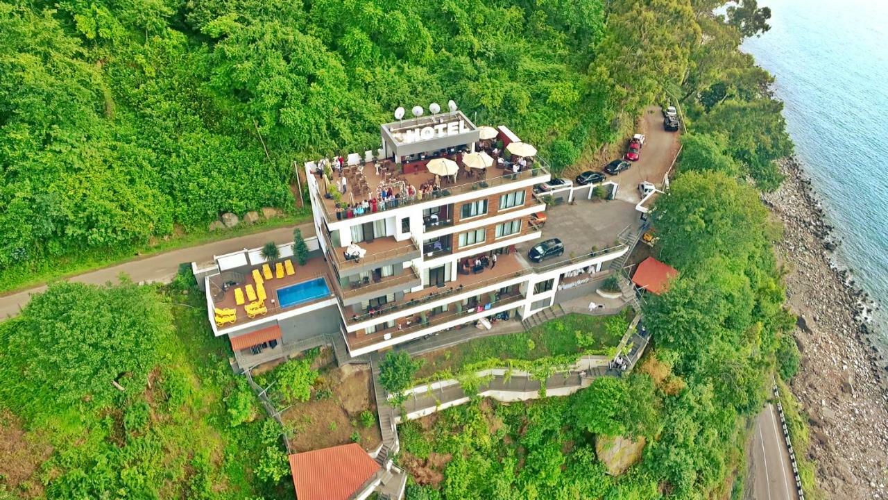 Hotel Montana Kvariati Exteriör bild